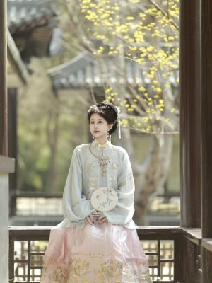 慕佳人明制贵女妆造